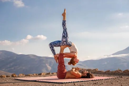 Open Acroyoga Jam