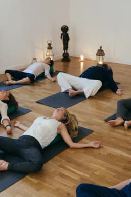  Yin Yoga 